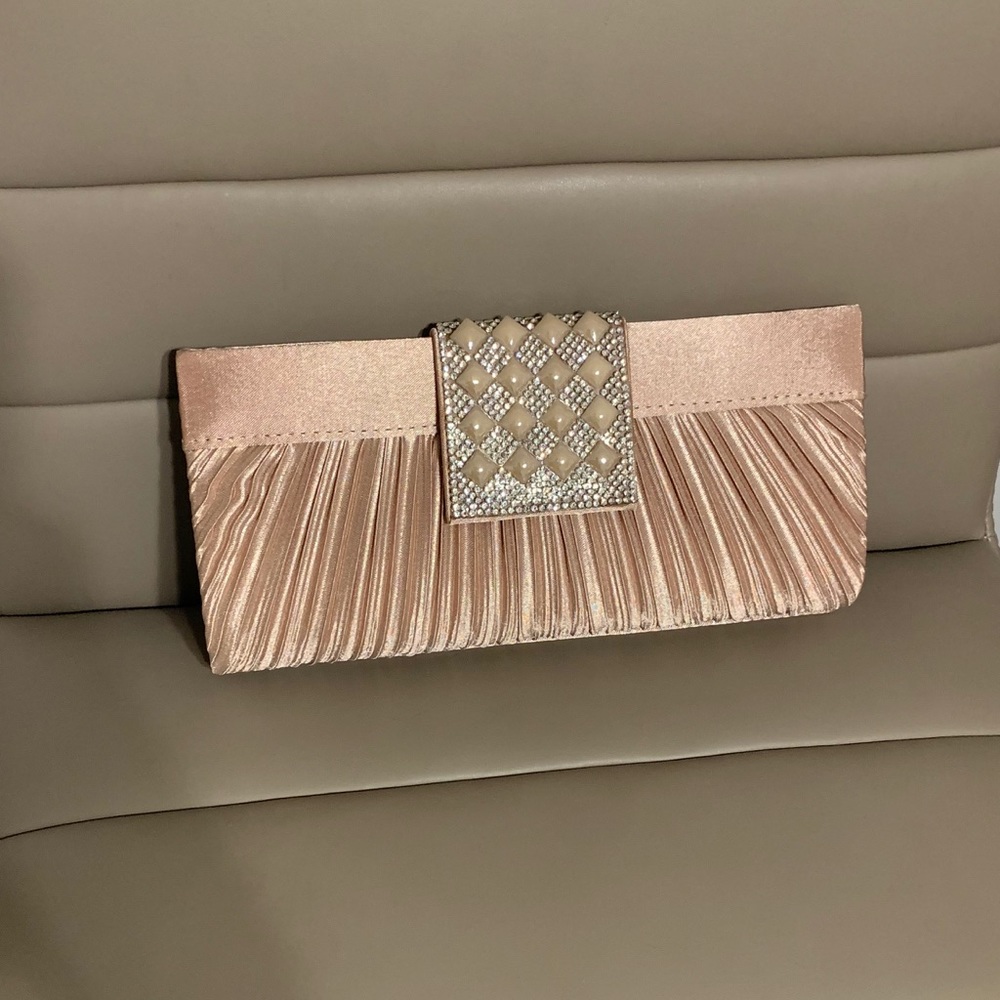CRUISE CLUB Elegant Studded Clutch